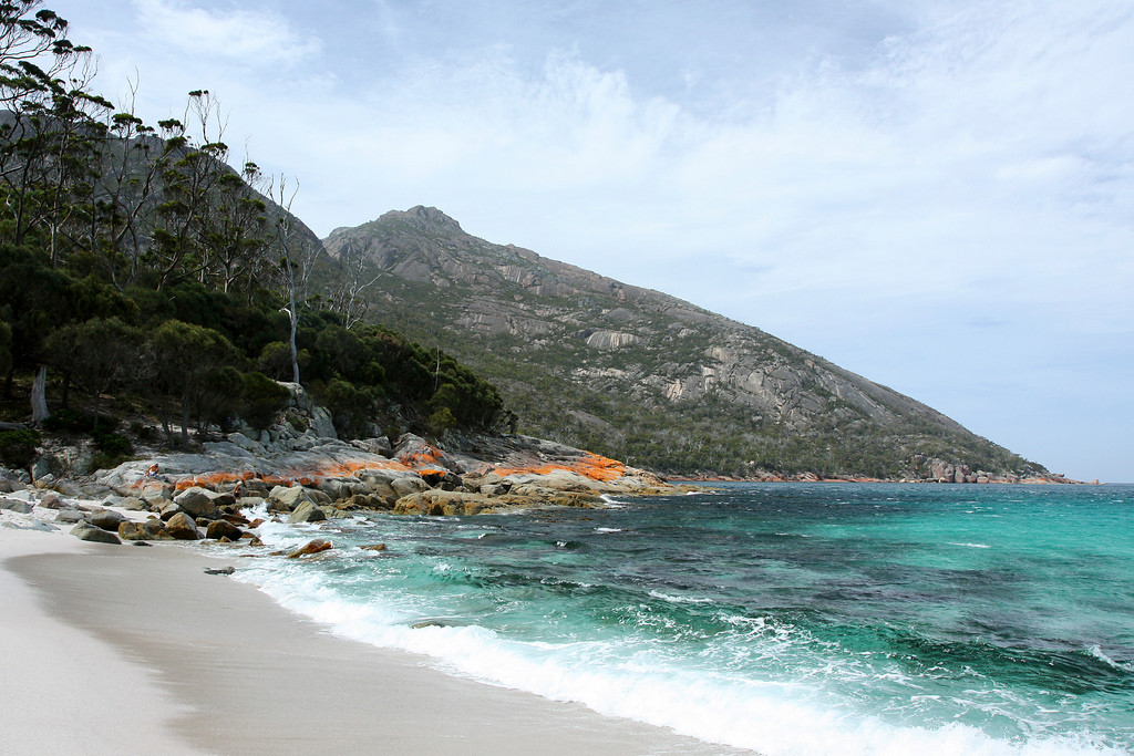 Wineglass Bay. Photo : Andrea Schaffer /flickr